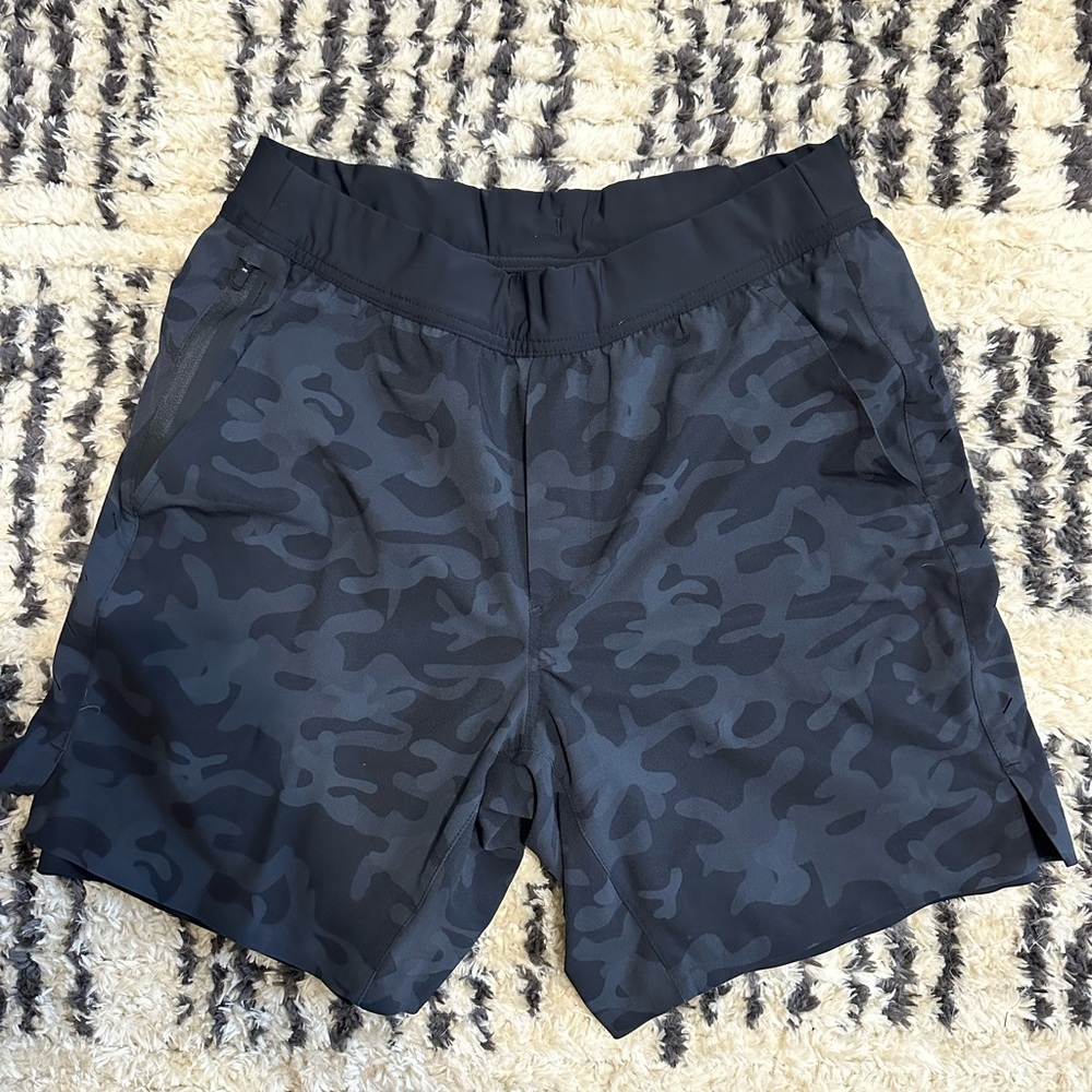 Ten Thousand Interval Short
